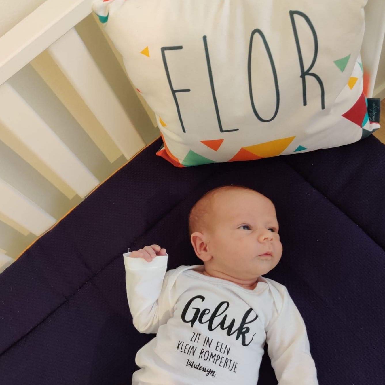 flor-baby-geboortekaartje-tatidesign